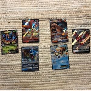Pokémon cards 5 card lot- 1 GUARANTEED Ultra Rare